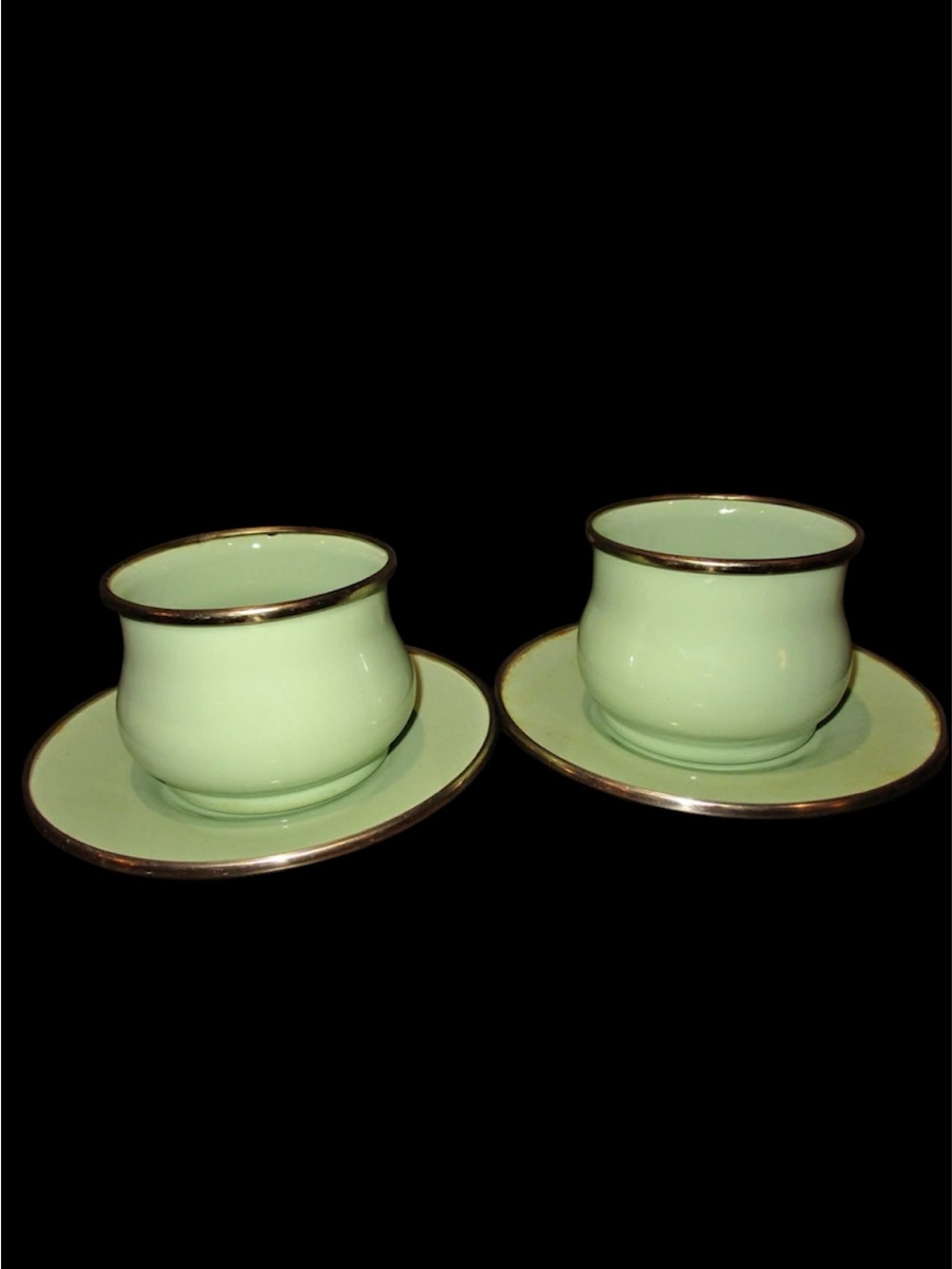 2 Vintage Mackenzie Childs Victoria & Richard Green & Gold Enamelware Tea Mug
